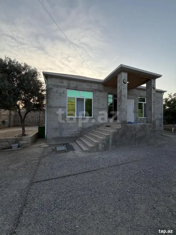 Satılır 3 otaqlı həyət evi 110 m²