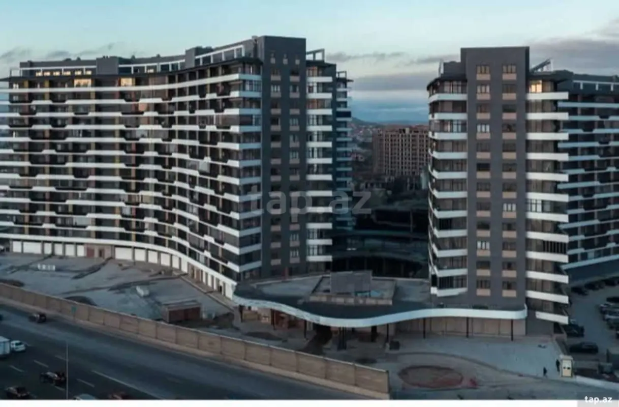 Satılır 3 otaqlı yeni tikili 112 m²