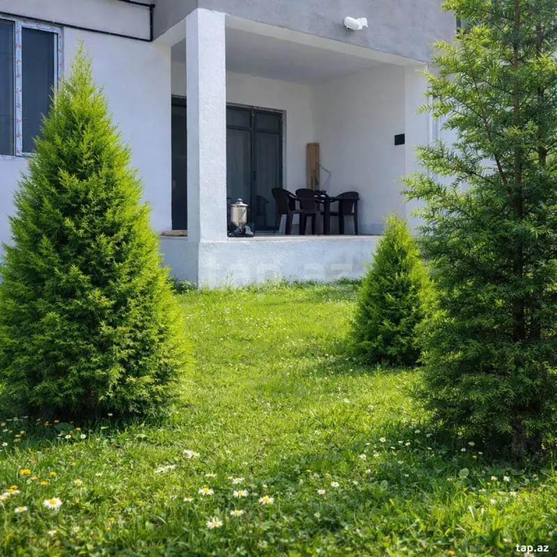 Kirayə verilir 2 otaqlı həyət evi 85 m²