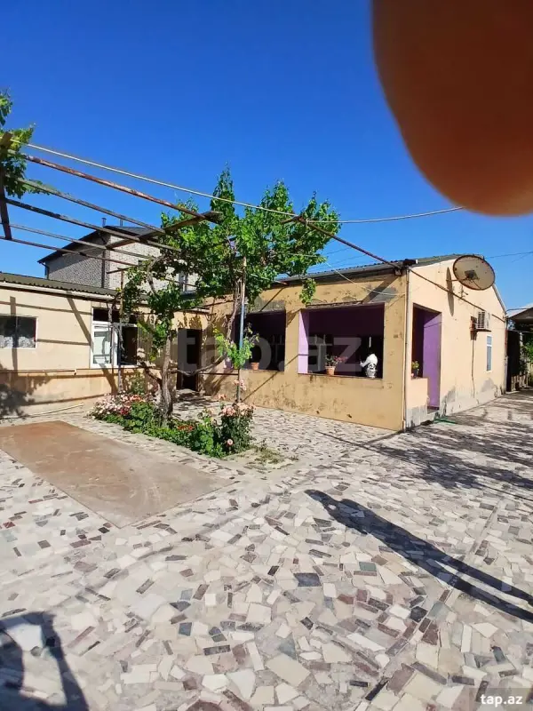 Satılır 4 otaqlı həyət evi 114 m²