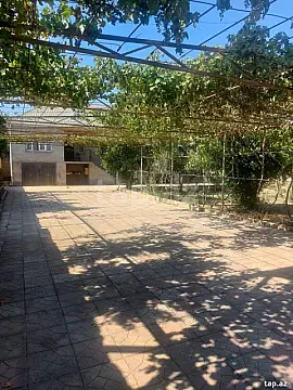 Satılır 6 otaqlı həyət evi 12 m² — Bakı 6 otaq 12.00 m²