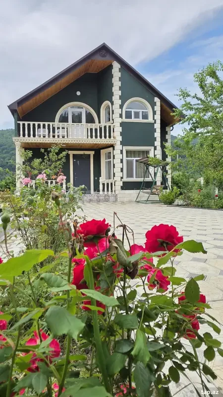 Kirayə verilir 4 otaqlı həyət evi 150 m²