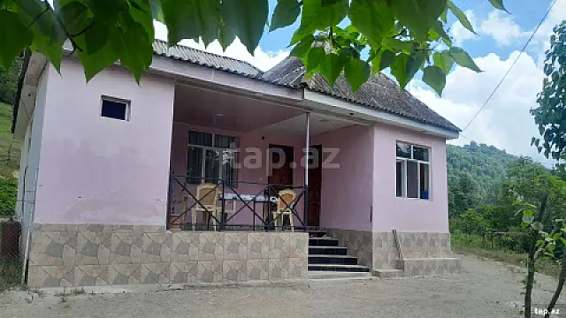 Kirayə verilir 3 otaqlı həyət evi 70 m² — Lerik 3 otaq 70.00 m²
