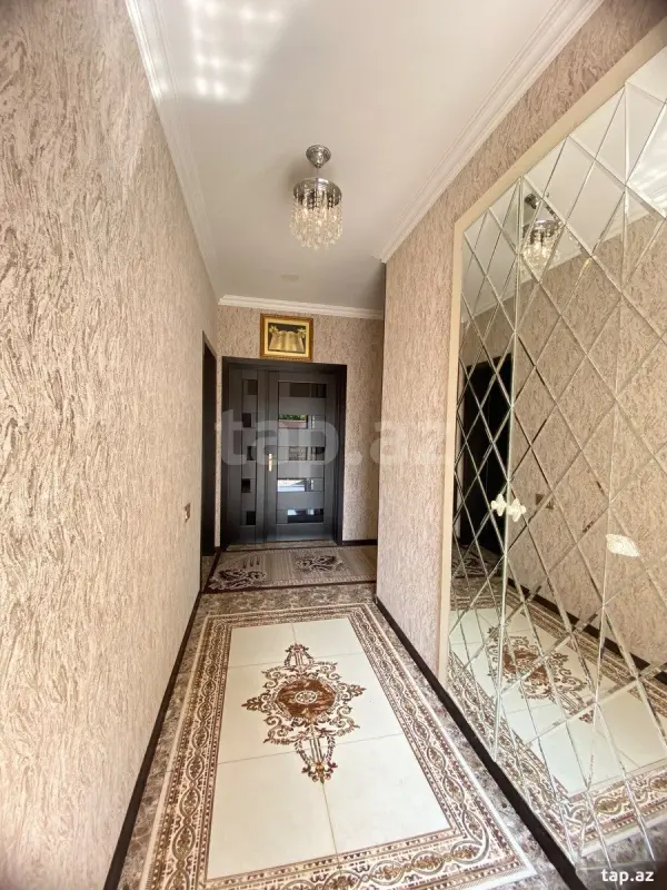 Satılır 8 otaqlı həyət evi 160 m²