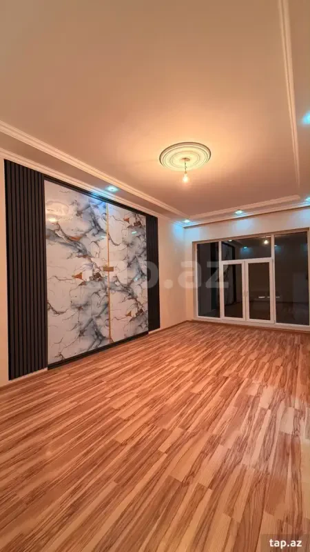 Satılır 4 otaqlı həyət evi 3 m²