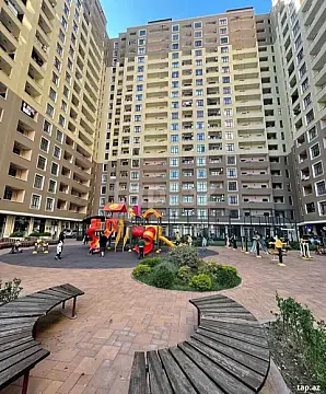 Kirayə verilir 3 otaqlı yeni tikili 137 m² — Bakı 3 otaq 137.00 m²