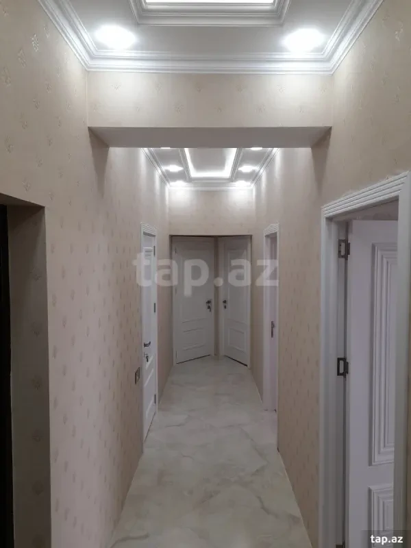 Satılır 3 otaqlı yeni tikili 77 m²