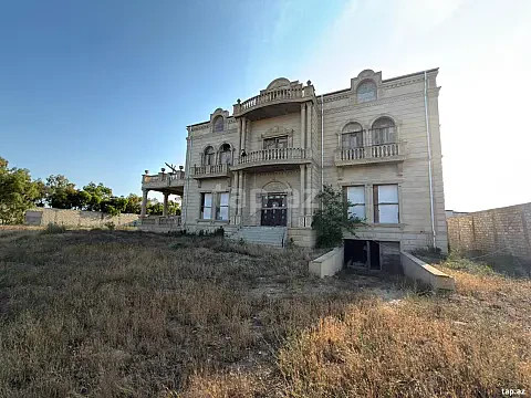 Satılır 10 otaqlı həyət evi 1300 m² — Bakı, Şüvəlan 10 otaq 1300.00 m²