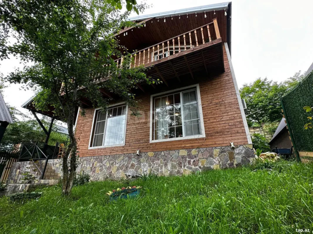 Kirayə verilir 4 otaqlı həyət evi 100 m²