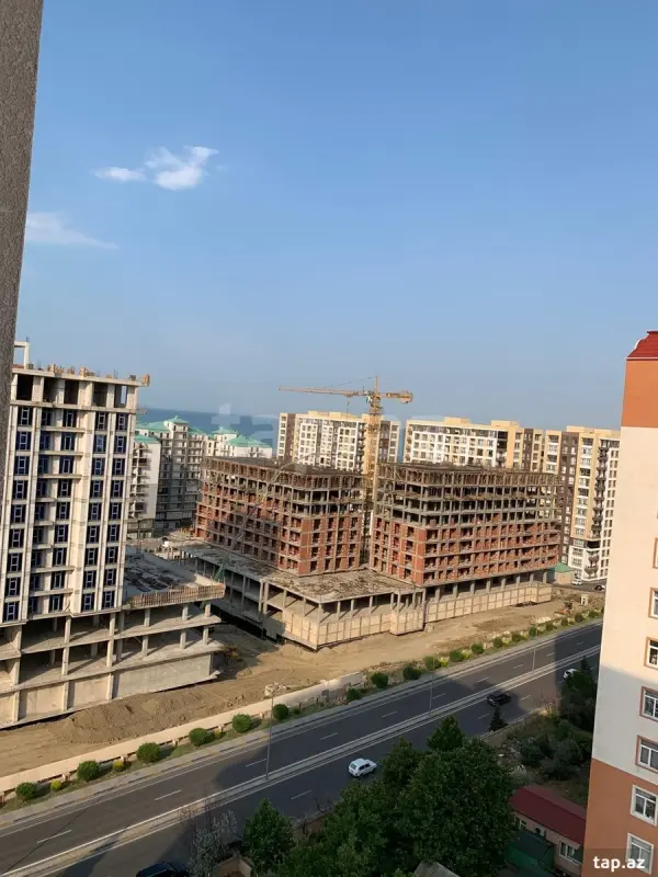 Satılır 4 otaqlı yeni tikili 140 m²