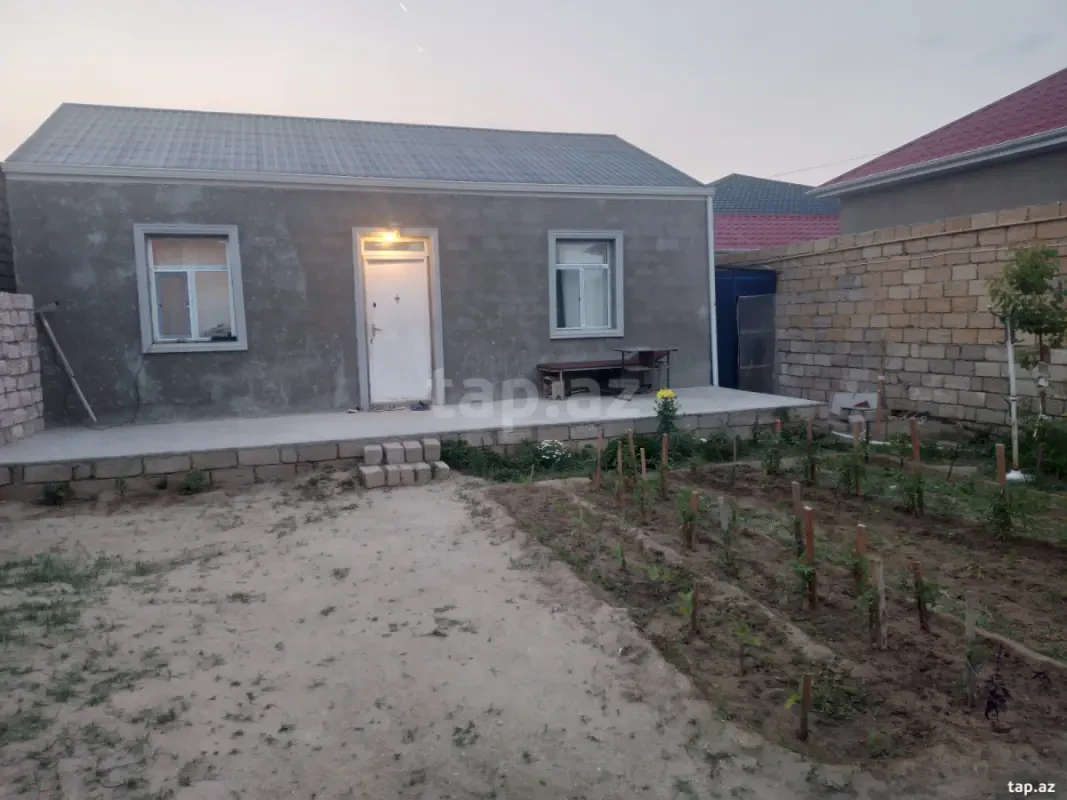 Satılır 3 otaqlı həyət evi 70 m²
