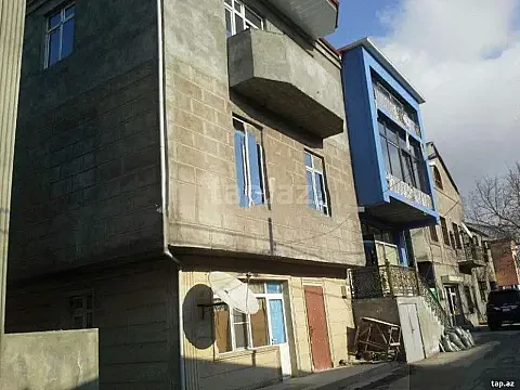Kirayə verilir 4 otaqlı həyət evi 190 m² — Bakı, M.Ə.Rəsulzadə qəs. 4 otaq 190.00 m²