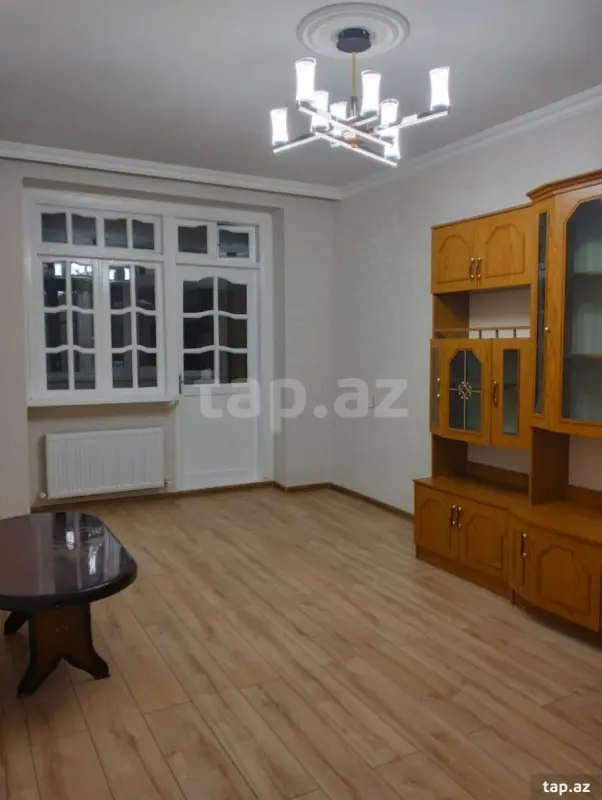 Kirayə verilir 3 otaqlı mənzil 60 m²