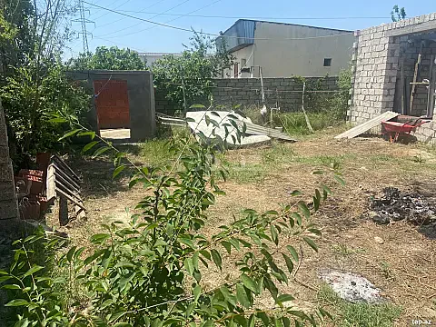 Satılır 2 otaqlı həyət evi 200 m² — Bakı 2 otaq 200.00 m²