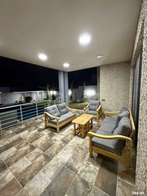 Kirayə verilir 3 otaqlı həyət evi 220 m²