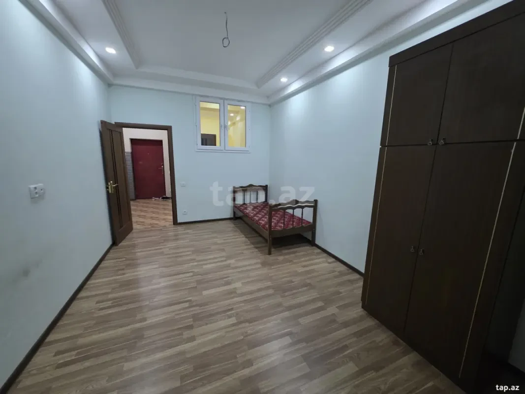 Kirayə verilir 2 otaqlı yeni tikili 50 m²