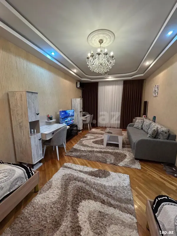 Satılır 3 otaqlı yeni tikili 85 m²