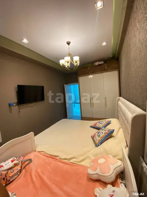 Kirayə verilir 2 otaqlı yeni tikili 60 m²