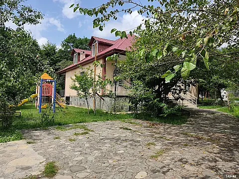 Kirayə verilir 4 otaqlı həyət evi 110 m² — Qəbələ 4 otaq 110.00 m²