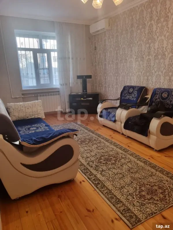 Kirayə verilir 2 otaqlı mənzil 65 m²