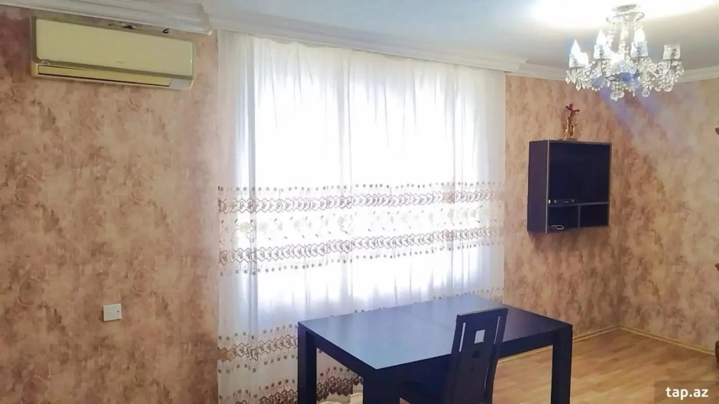 Kirayə verilir 2 otaqlı mənzil 52 m²