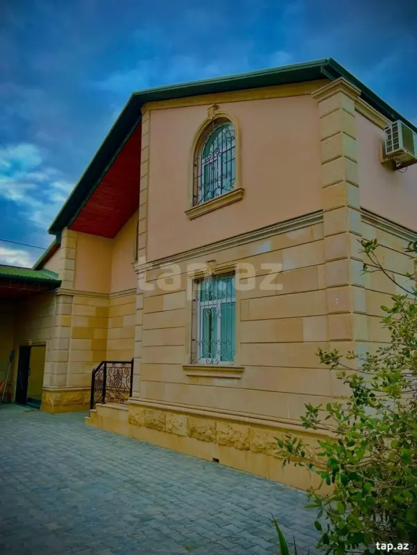 Kirayə verilir 3 otaqlı həyət evi 200 m²