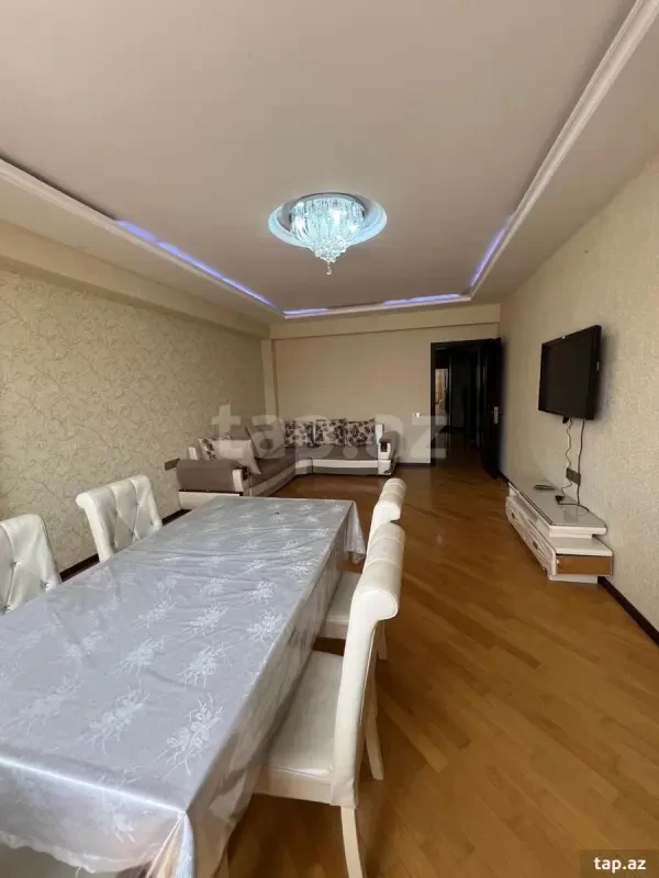 Satılır 3 otaqlı yeni tikili 107 m²