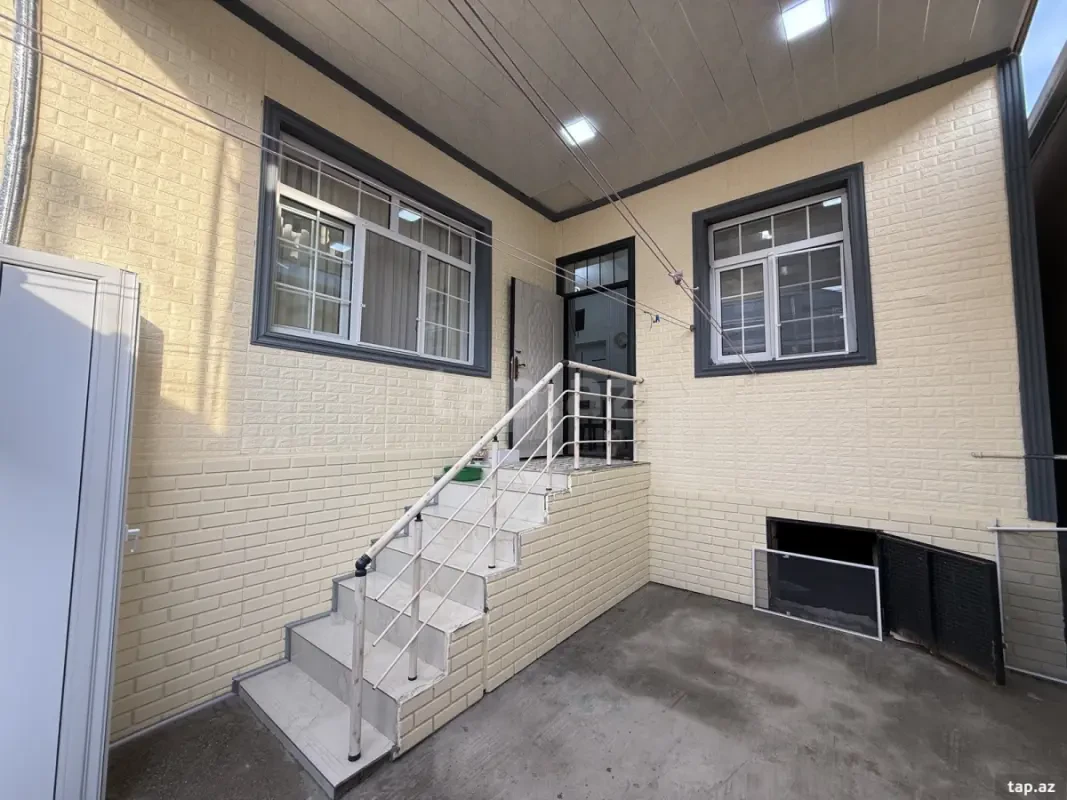 Satılır 3 otaqlı həyət evi 150 m²