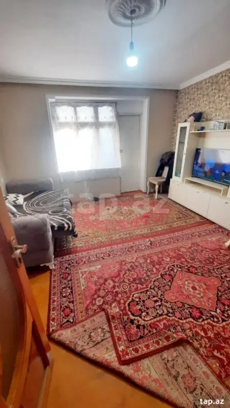 Satılır 3 otaqlı mənzil 60 m²