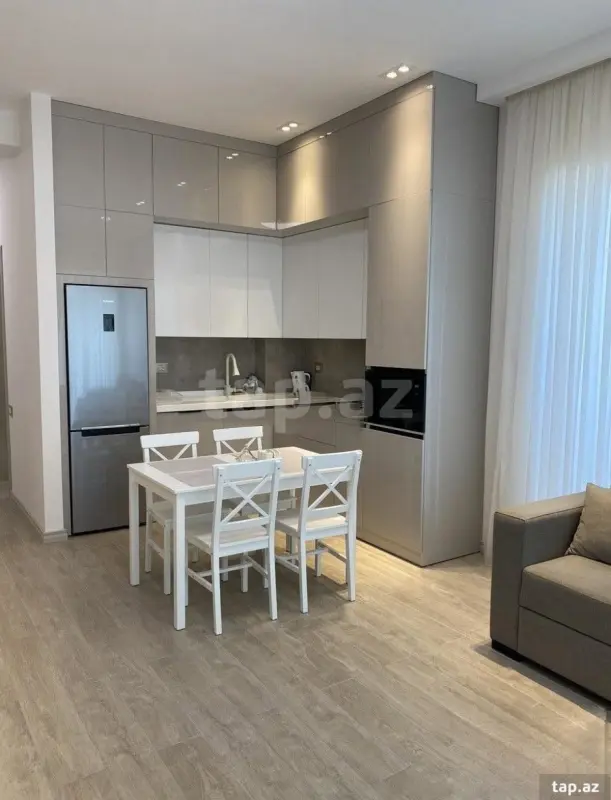 Satılır 2 otaqlı yeni tikili 95 m²