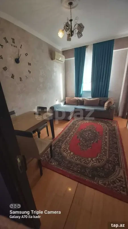 Kirayə verilir 3 otaqlı yeni tikili 65 m²
