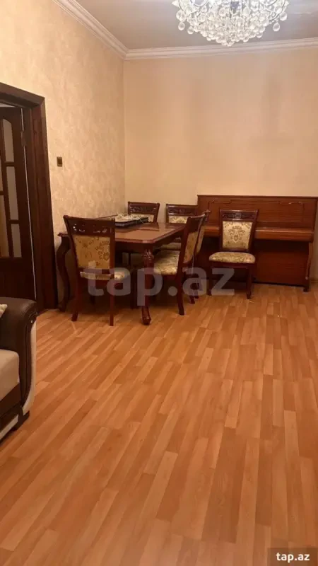 Kirayə verilir 4 otaqlı mənzil 80 m²