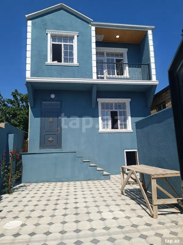 Satılır 4 otaqlı həyət evi 120 m²