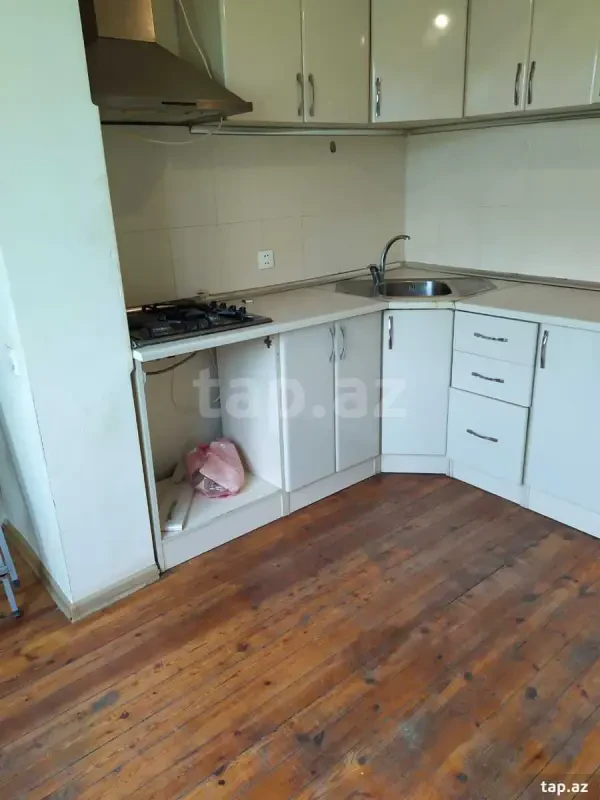 Kirayə verilir 1 otaqlı mənzil 41 m²