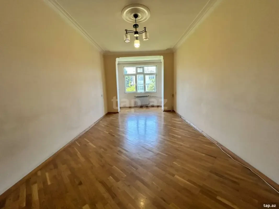 Satılır 3 otaqlı mənzil 90 m²