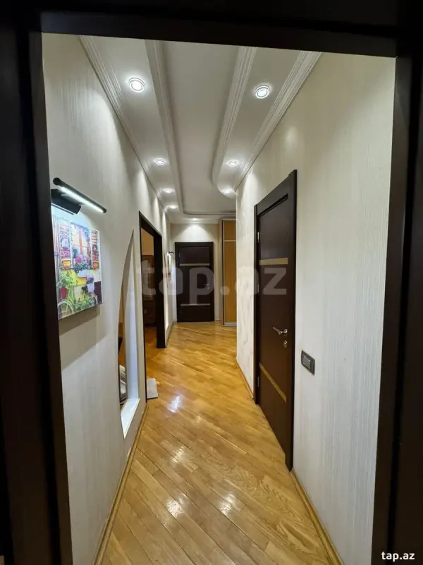 Kirayə verilir 2 otaqlı yeni tikili 100 m²