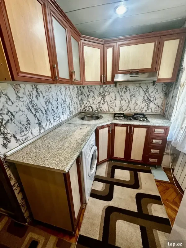 Kirayə verilir 2 otaqlı mənzil 49 m²