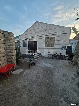 Satılır 3 otaqlı həyət evi 100 m² — Bakı 3 otaq 100.00 m²