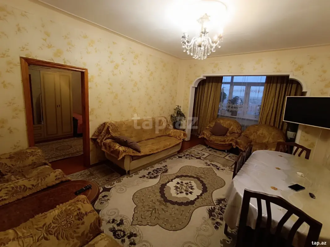 Satılır 5 otaqlı mənzil 110 m²