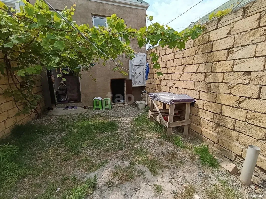 Satılır 2 otaqlı həyət evi 50 m²