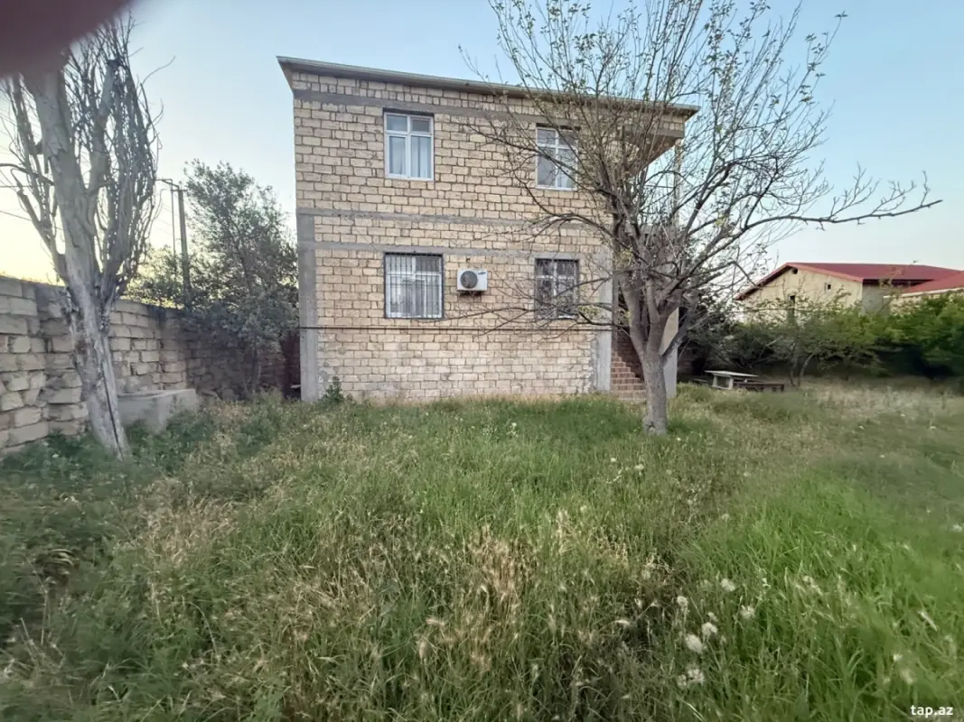 Satılır 3 otaqlı həyət evi 120 m²
