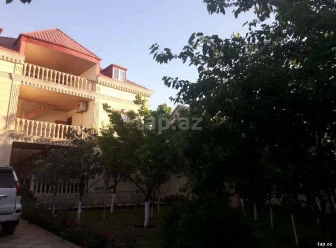 Kirayə verilir 6 otaqlı həyət evi 220 m²