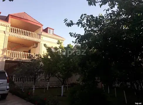Kirayə verilir 6 otaqlı həyət evi 220 m² — Bakı, Novxanı 6 otaq 220.00 m²