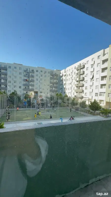 Kirayə verilir 3 otaqlı yeni tikili 70 m²