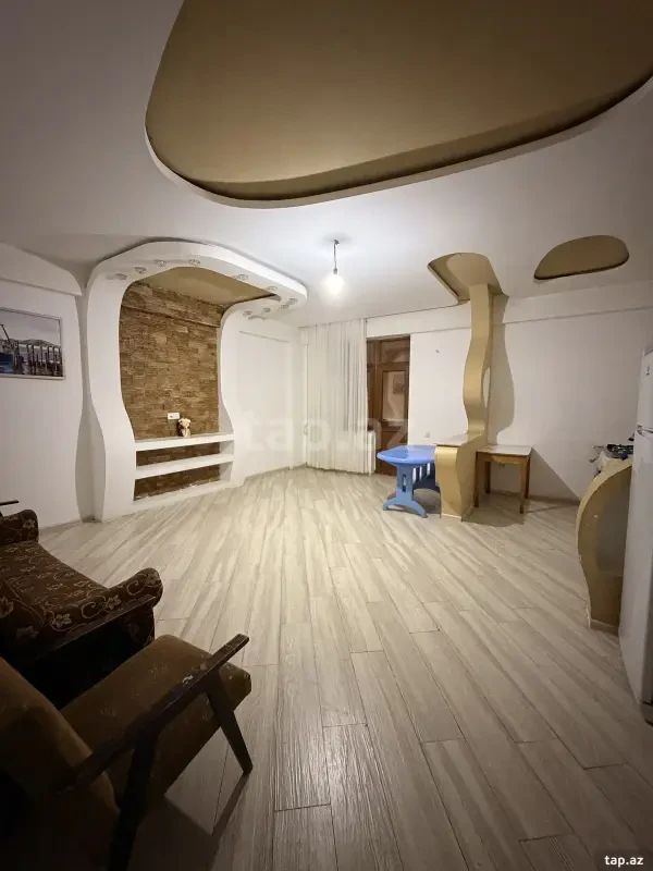 Kirayə verilir 3 otaqlı yeni tikili 78 m²
