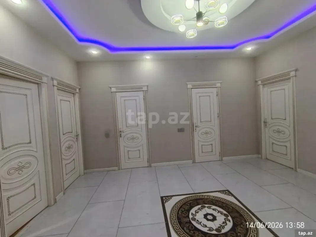 Satılır 3 otaqlı yeni tikili 136 m²