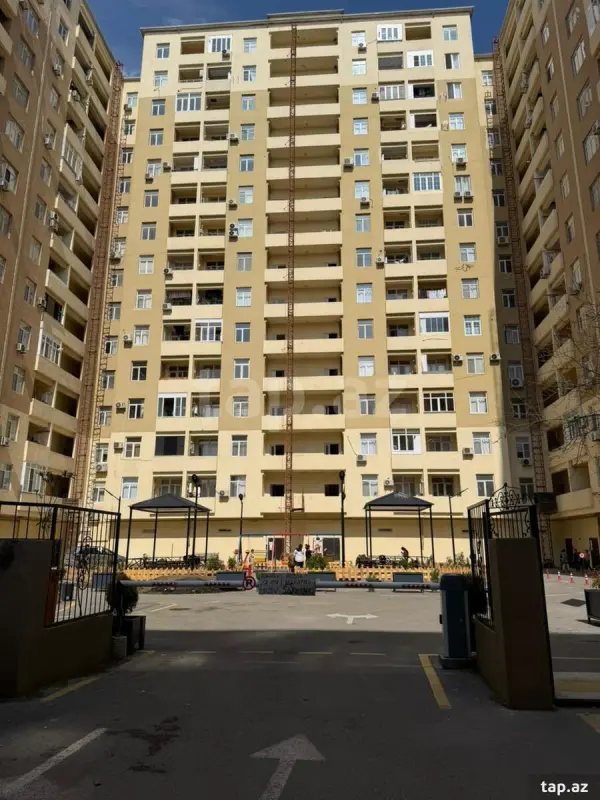 Satılır 3 otaqlı yeni tikili 113 m²