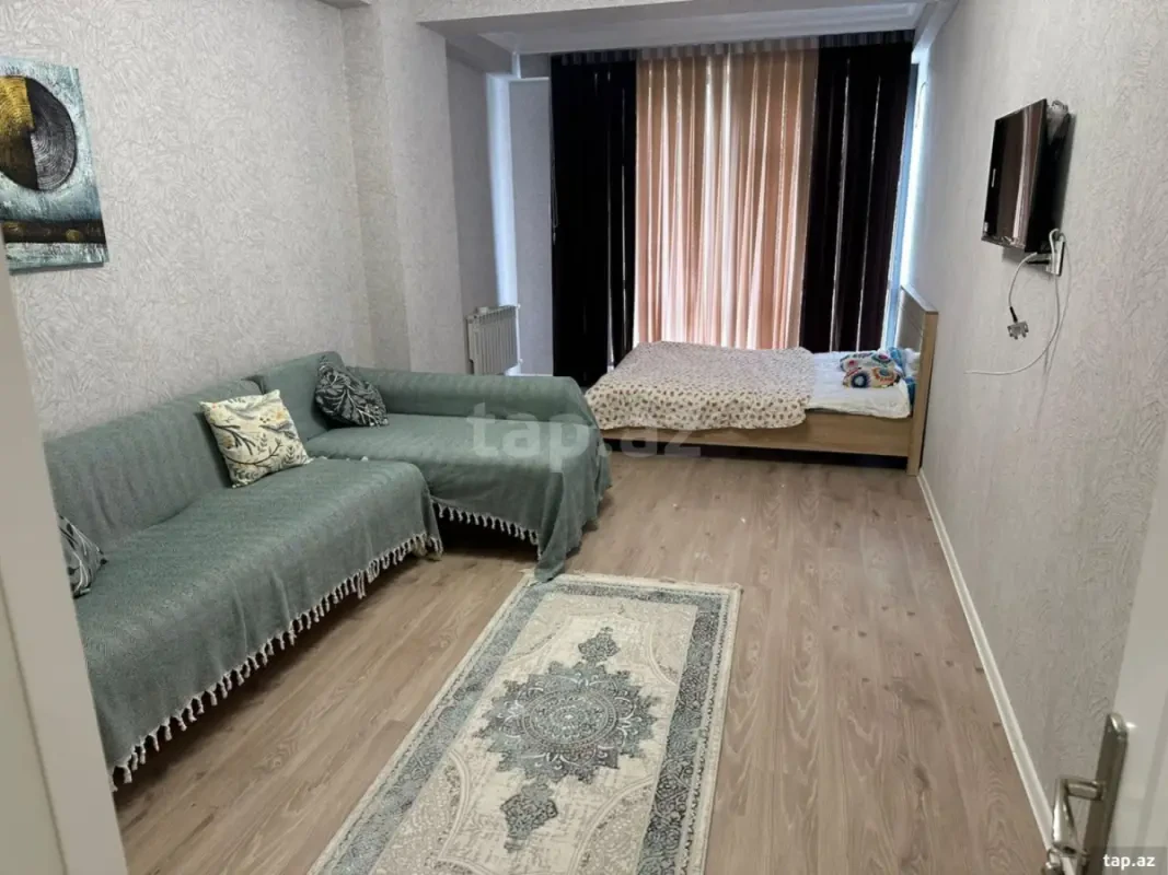 Kirayə verilir 3 otaqlı yeni tikili 100 m²
