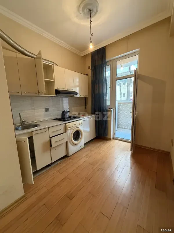 Kirayə verilir 2 otaqlı yeni tikili 46 m²