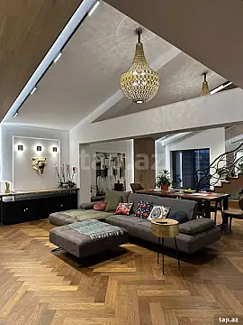 Satılır 4 otaqlı yeni tikili 300 m² — Bakı 4 otaq 300.00 m²